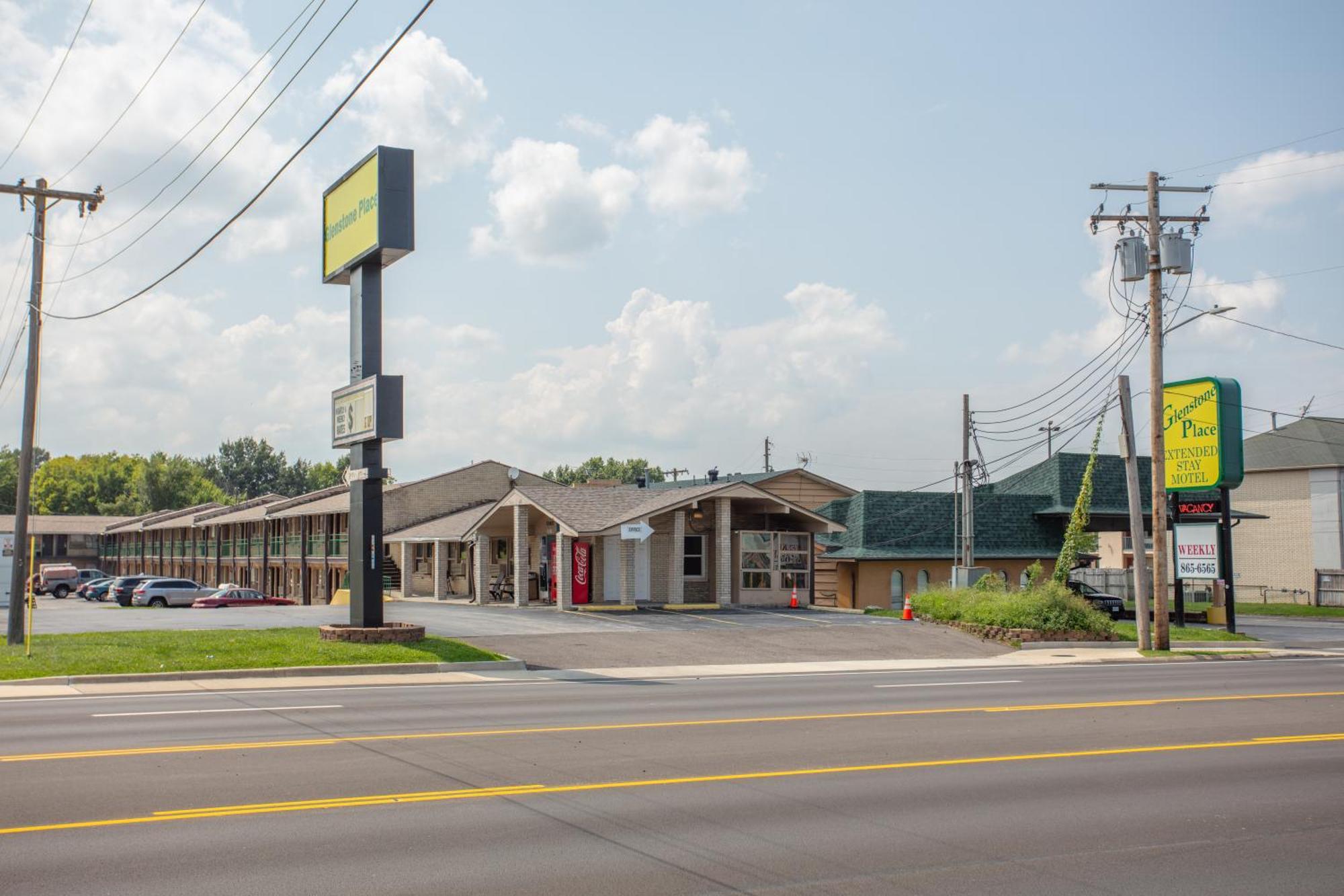 Glenstone Place Extended Stay Motel Спрингфилд Экстерьер фото
